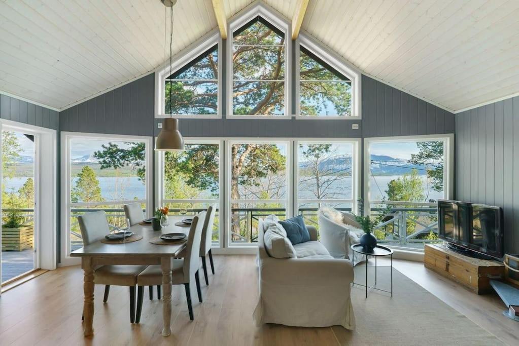 Cabin In Malangen Mestervik Extérieur photo